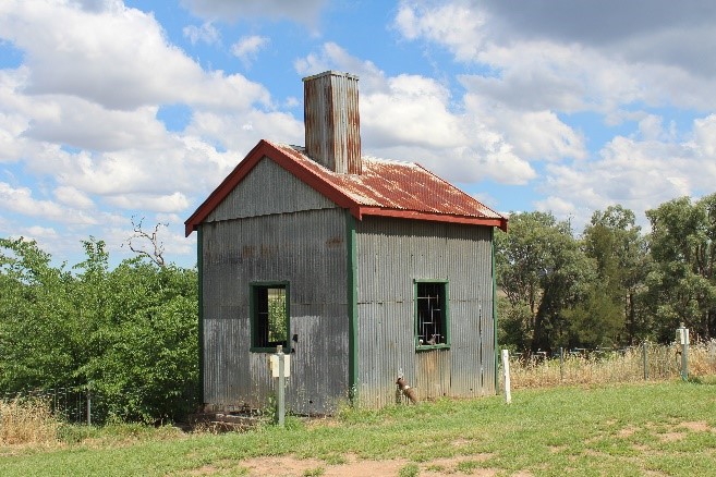 Binnaway Railway Pumphouse.jpg